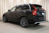 Used 2018 Volvo XC90 T6 Momentum w/ Convenience Package image 6
