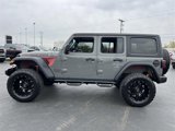 Used 2018 Jeep Wrangler Unlimited Rubicon image 4