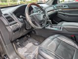 Used 2017 Ford Explorer Platinum image 4