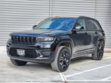 Used 2023 Jeep Grand Cherokee Altitude image 3