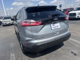 Certified 2022 Ford Edge SE image 3
