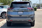 Used 2022 Nissan Rogue SV image 5