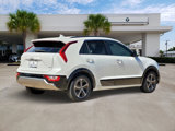 Used 2023 Kia Niro SX image 4