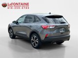 Used 2022 Ford Escape SE w/ SE Sport Appearance Package image 5