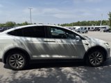 Used 2019 Tesla Model X image 4