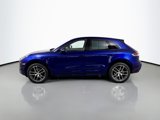 Certified 2024 Porsche Macan image 2