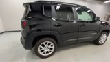 Used 2022 Jeep Renegade Latitude image 2