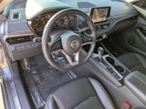 Used 2021 Nissan Altima 2.5 Platinum image 2