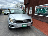 Used 2015 Volkswagen Tiguan SE image 2