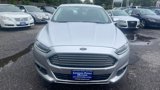 Used 2013 Ford Fusion SE image 2