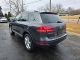 Used 2012 Volkswagen Touareg Lux image 6