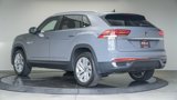 Used 2021 Volkswagen Atlas Cross Sport SE w/ Panoramic Sunroof Package image 2