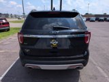 Used 2017 Ford Explorer XLT w/ Equipment Group 202A image 5