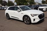 Used 2022 Audi e-tron Premium w/ Convenience Plus Package image 3