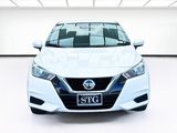 Used 2022 Nissan Versa SV image 2