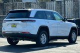 New 2025 Jeep Grand Cherokee Laredo image 4