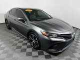 Used 2020 Toyota Camry SE image 3