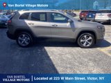 Used 2019 Jeep Cherokee Limited image 5