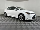 Used 2022 Toyota Corolla LE image 2