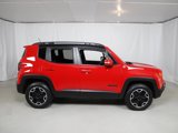 Used 2017 Jeep Renegade Trailhawk w/ Premium Trailhawk Package image 2