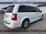 Used 2015 Chrysler Town & Country Limited Platinum image 5