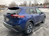 Used 2022 Nissan Rogue SV image 3