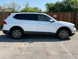 Used 2019 Volkswagen Tiguan SE w/ Panoramic Sunroof Package image 5
