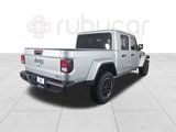 Used 2023 Jeep Gladiator Overland image 5