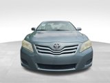 Used 2010 Toyota Camry LE image 2