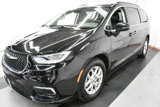 Used 2022 Chrysler Pacifica Touring-L image 4