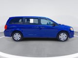 Used 2019 Dodge Grand Caravan SE w/ UConnect Hands-Free Group image 4