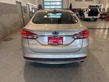 Used 2017 Ford Fusion SE w/ Fusion SE Technology Package image 4