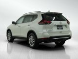 Used 2018 Nissan Rogue SV image 3