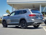 Used 2018 Volkswagen Atlas SEL Premium image 2
