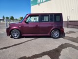 Used 2005 Scion xB image 2