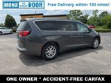 Used 2022 Chrysler Voyager LX image 4