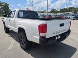 Used 2017 Toyota Tacoma SR image 5