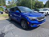 Used 2022 Kia Seltos LX image 3