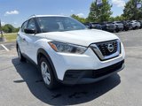 Used 2018 Nissan Kicks S image 2