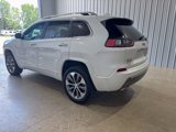 Used 2019 Jeep Cherokee Overland w/ Technology Group image 5