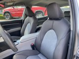 Used 2019 Toyota Camry L image 5