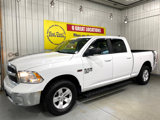 Used 2019 RAM 1500 Classic SLT w/ Luxury Group image 3