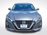 Used 2020 Nissan Altima 2.5 SV image 2