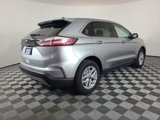 Used 2023 Ford Edge SEL image 3