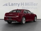 Used 2018 Chrysler 300 Touring L image 2