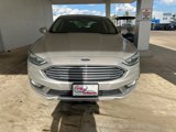 Used 2017 Ford Fusion SE w/ Fusion SE Technology Package image 2