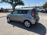 Used 2016 Kia Soul + image 3