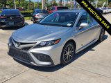 Used 2023 Toyota Camry SE image 3