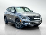 Certified 2023 Kia Seltos LX image 3