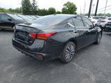 Used 2024 Nissan Altima 2.5 SV image 3